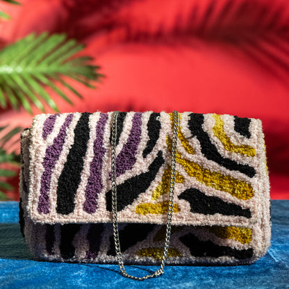 Cotton Tufted Sling Bag with Metal Strap – Vintage Casual Crossbody for Everyday Essentials