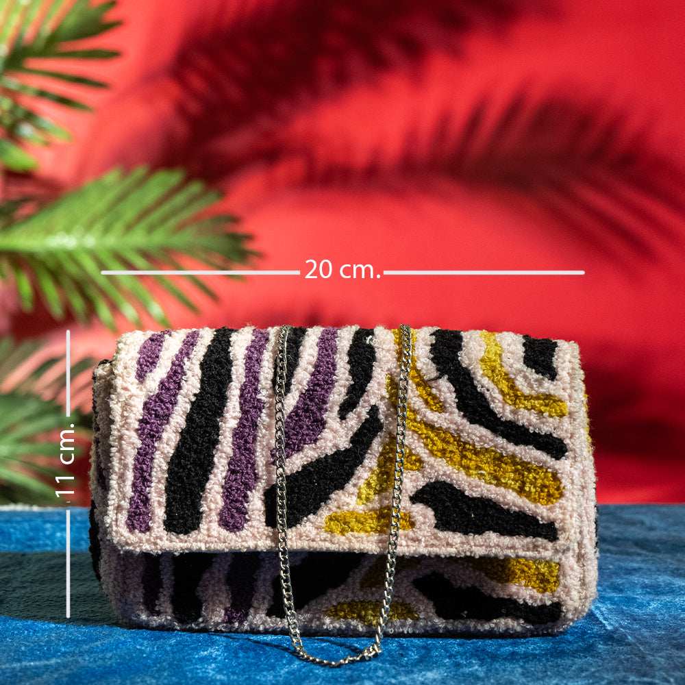 Cotton Tufted Sling Bag with Metal Strap – Vintage Casual Crossbody for Everyday Essentials