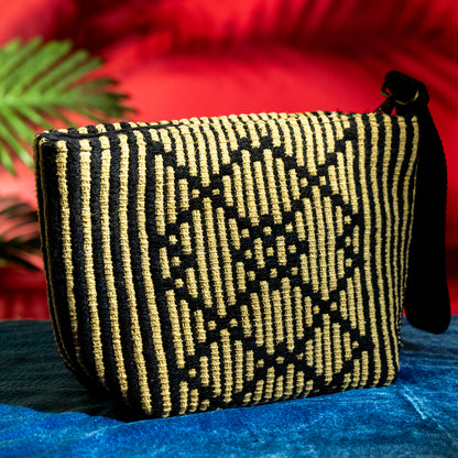 Handmade Cotton Handloom Wristlet Clutch Bag with Zipper Closure for Casual Daily Use