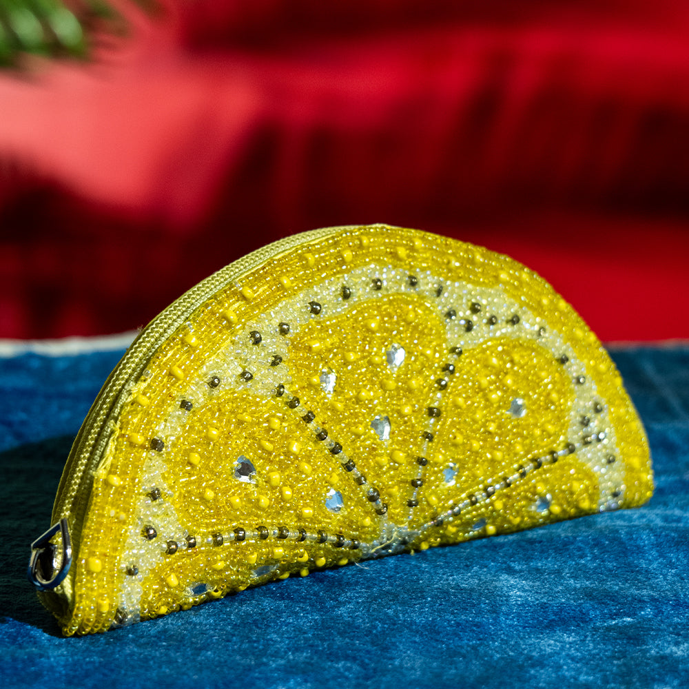 Handmade Beaded Coin Pouch with Tassel – Elegant Zipper Clutch for Cash and Evening Outfits