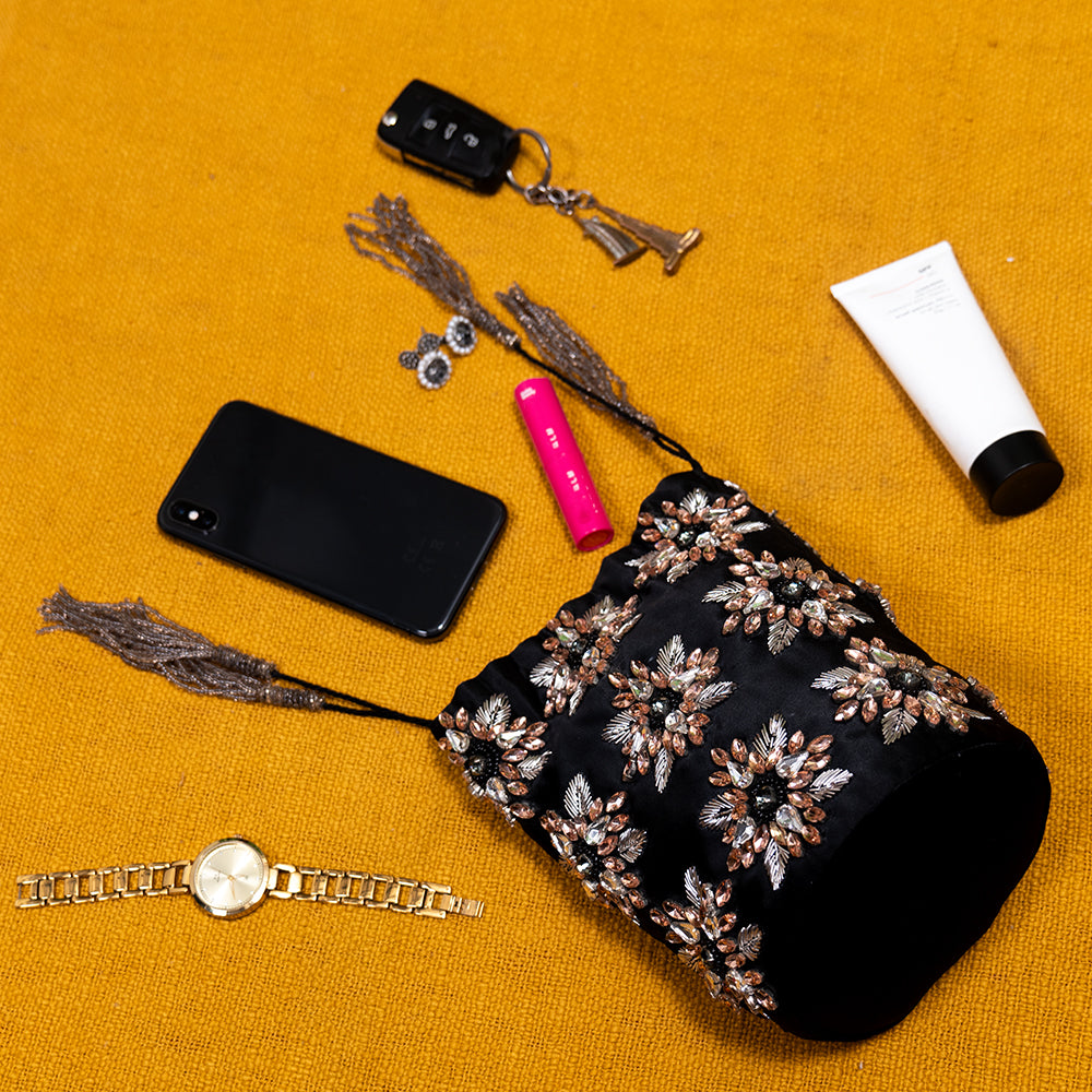 Handcrafted Glass Stone Clutch with Metal Chain – Floral Bridal Purse for Wedding and Reception