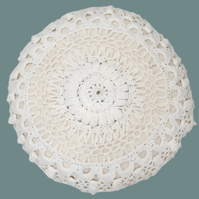 Knitted cushion white round